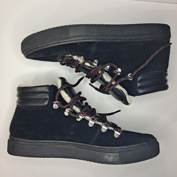 Banana Republic black suede sherpa hiking sneaker - Picture 13 of 13